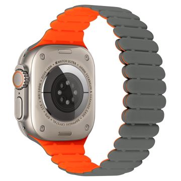 Apple Watch Series 7 8 9 41 mm / 6 5 4 SE (2023) SE (2022) SE 40 mm / 3 2 1 38 mm silikonarmband med bambufog - Grå + Orange