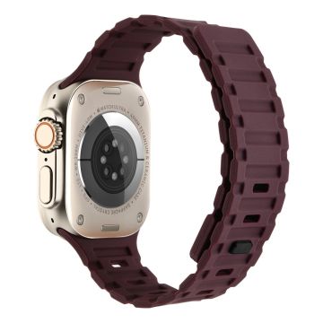 Magnetiskt klockarmband i silikon - Berry Lila Apple Watch Serie 9 / Berry Lila Apple Watch Serie 9 / Berry Lila Apple Watch Serie 9 / Berry Lila Apple Watch Serie 9 / Se / Se / Se / Se