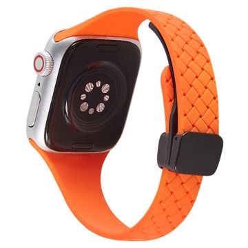 Apple Watch Series 41mm / 40mm / 38mm Silikonarmband med magnetiskt spänne - Orange