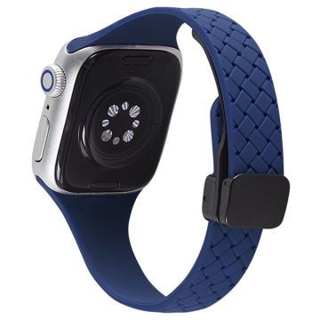 Apple Watch Series 41mm / 40mm / 38mm Silikonarmband med magnetiskt spänne - Midnattsblå