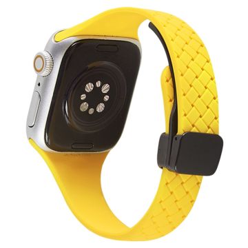 Apple Watch Series 41mm / 40mm / 38mm Silikonarmband med magnetiskt spänne - Gul