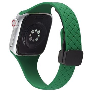 Apple Watch Series 41mm / 40mm / 38mm Silikonarmband med magnetiskt spänne - Grön