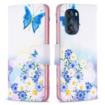 Wonderland Motorola Moto G (2023) Flip Fodral - Fjäril och Blommor