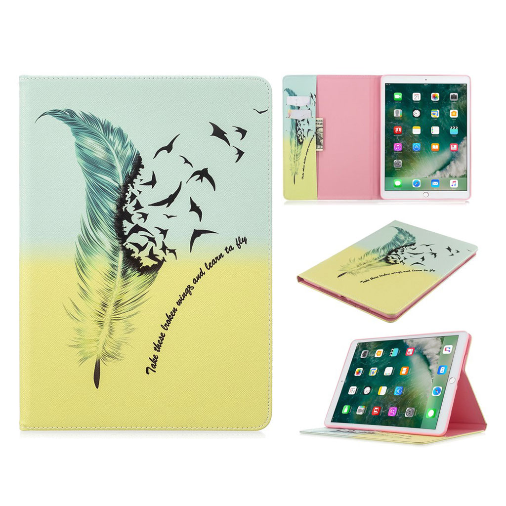 iPad 10.2 (2019) snyggt mönstrat flipfodral i läder - Fjäder